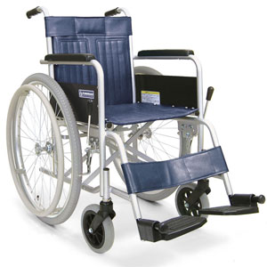 スチール製自走用車椅子 KR801Nソフトタイヤ 座幅42cm 病院・施設