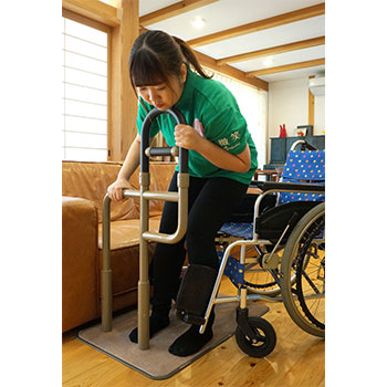 立ち上がり補助手すり U-ケア