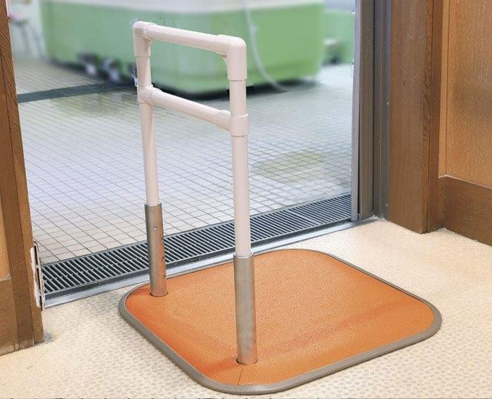 介護施設専用 たちあっぷⅡ(2) 浴室用CKA-Y24 置くだけ手すり｜風呂（ふろ）手すり｜介護用品の通販・販売店【品揃え日本最大級】-  快適空間スクリオ