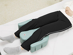 立体クッション ライトターン 床ずれ防止 寝返り介助の使用方法