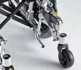 室内用スレンダー介助用車椅子 スキット600 SKT-600