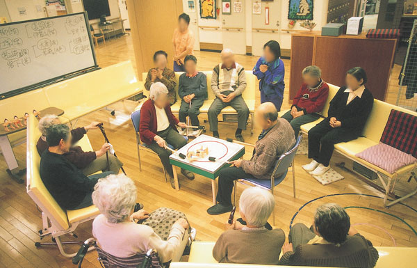 たいこ相撲 レクリエーション相撲ゲーム 叩く｜身体を動かす系