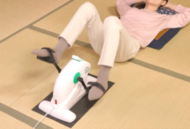 電動サイクルマシン 足若丸｜トレーニングマシン｜介護用品の