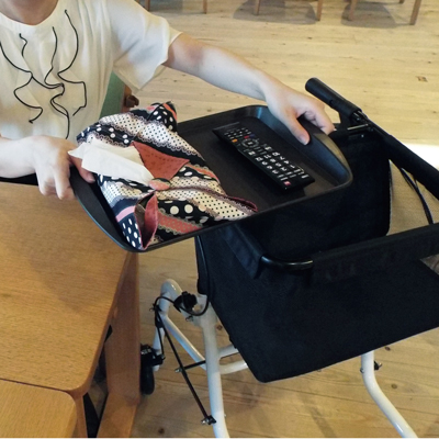 スルーン歩行車 コエルルーム KOLM-WH 室内用 コンパクト 折りたためるの説明