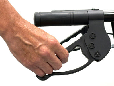 ハンドルレバーで駐車ブレーキ