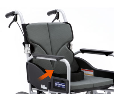 【非課税】BACKS(バックス) 介助用車椅子 BK16-40SB 背張り調整可能シンプル背折れ カワムラサイクル の説明