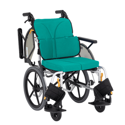 【非課税】ネクストコア2 マルチ NEXT2-41BE 介助用車椅子 はねあげ&スイングアウト 伸縮式ブレーキ仕様　グリーン