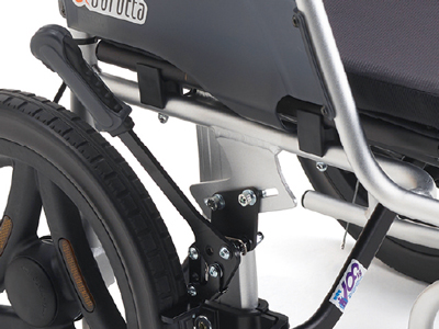 【非課税】介助式車椅子 カルッタ CRT-SG-2-CZ シート幅モジュール 低座面 軽量車いす MIKIの説明