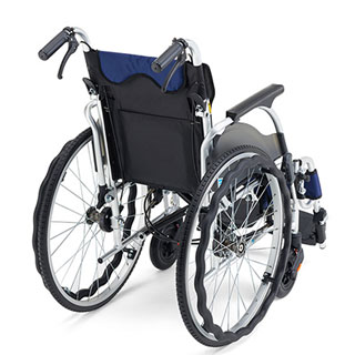 【非課税】 カルティマ自走式 CRT-SG-7《ウイング･スイングアウト》軽量コンパクト車いすCRT-SGシリーズミキ Mikiの説明
