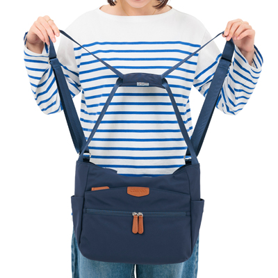 コアルー エバー M 5way 軽量 撥水 A4・PC収納可 荷物の多い方におすすめの説明