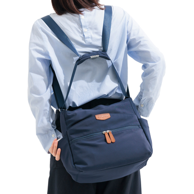 コアルー エバー M 5way 軽量 撥水 A4・PC収納可 荷物の多い方におすすめの説明