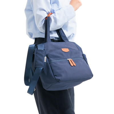 コアルー エバー M 5way 軽量 撥水 A4・PC収納可 荷物の多い方におすすめの説明