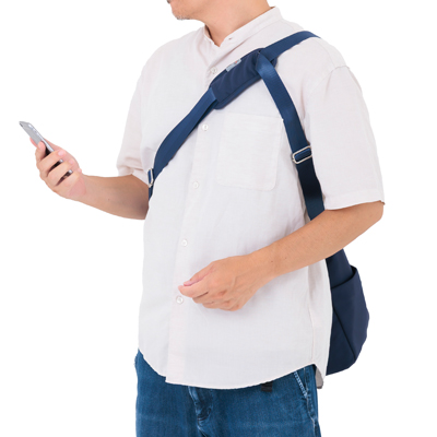 コアルー エバー M 5way 軽量 撥水 A4・PC収納可 荷物の多い方におすすめの説明