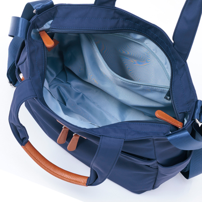 コアルー エバー M 5way 軽量 撥水 A4・PC収納可 荷物の多い方におすすめの説明