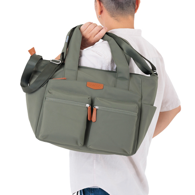 コアルー エバー L 5way 大容量 撥水 A4・PC収納可 訪問看護 ケアマネ 旅行バッグにもおすすめの説明