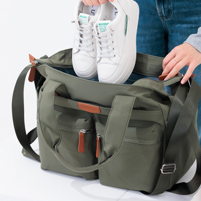 コアルー エバー L 5way 大容量 撥水 A4・PC収納可 訪問看護 ケアマネ 旅行バッグにもおすすめの説明