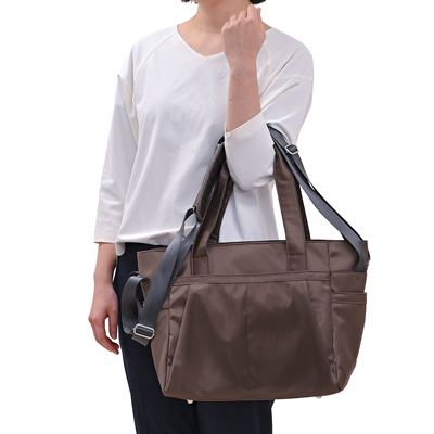 コアルー プライム 5way 大容量 撥水 A4・PC収納可 訪問看護 ケアマネ スタッフ向けリュックの説明