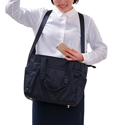 コアルー プライム 5way 大容量 撥水 A4・PC収納可 訪問看護 ケアマネ スタッフ向けリュックの説明