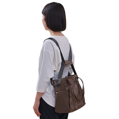 コアルー プライム 5way 大容量 撥水 A4・PC収納可 訪問看護 ケアマネ スタッフ向けリュックの説明