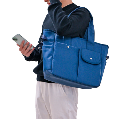 コアルー ウィンク 5way 大容量 撥水 A4・PC収納可 訪問看護 ケアマネ スタッフ向けリュックの説明